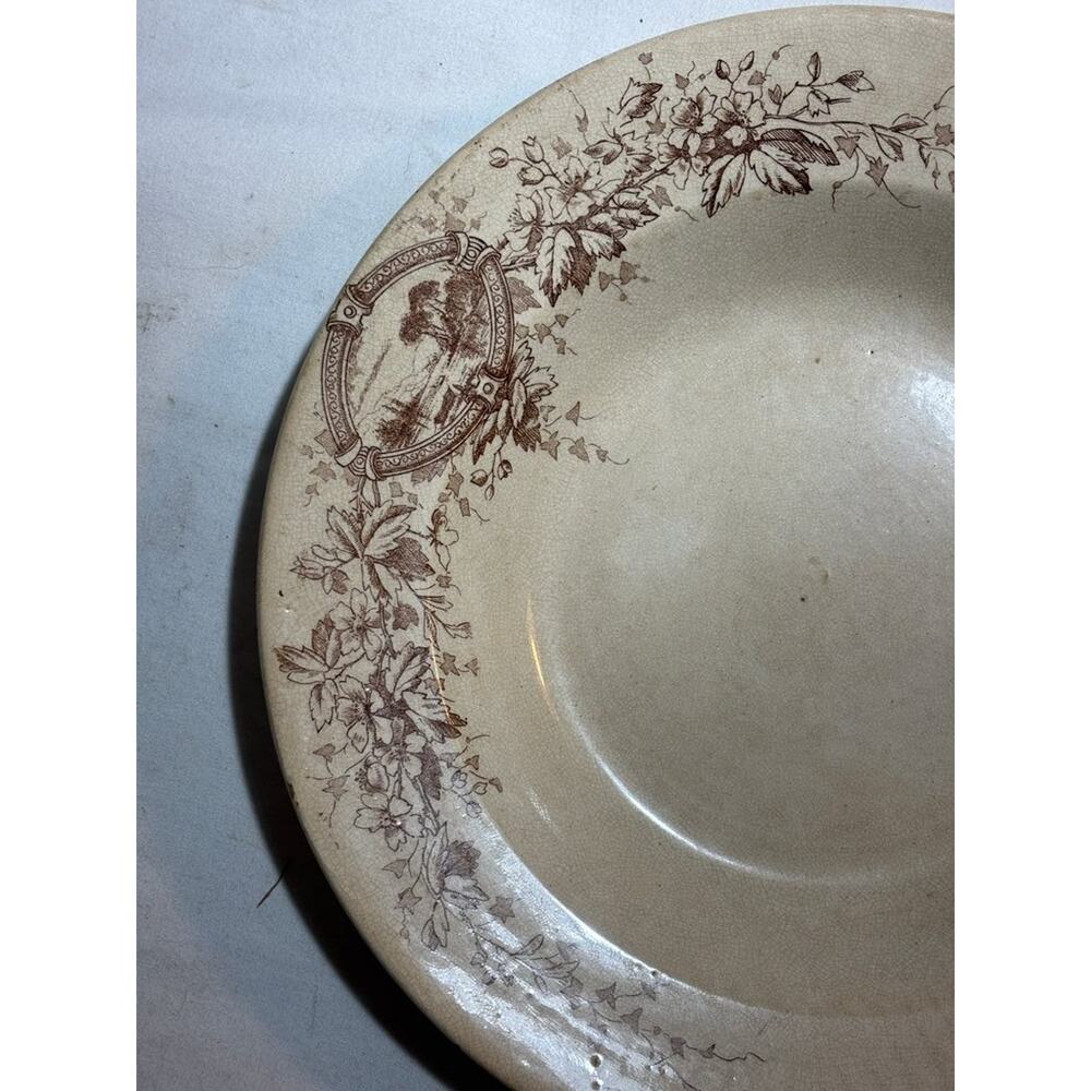 Antique Bramble Pattern Ceramic Plate - Picture 3 of 5